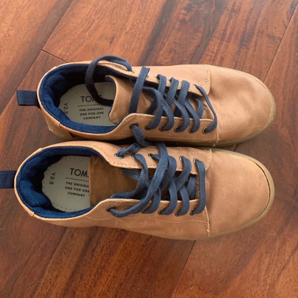 Kids shoes